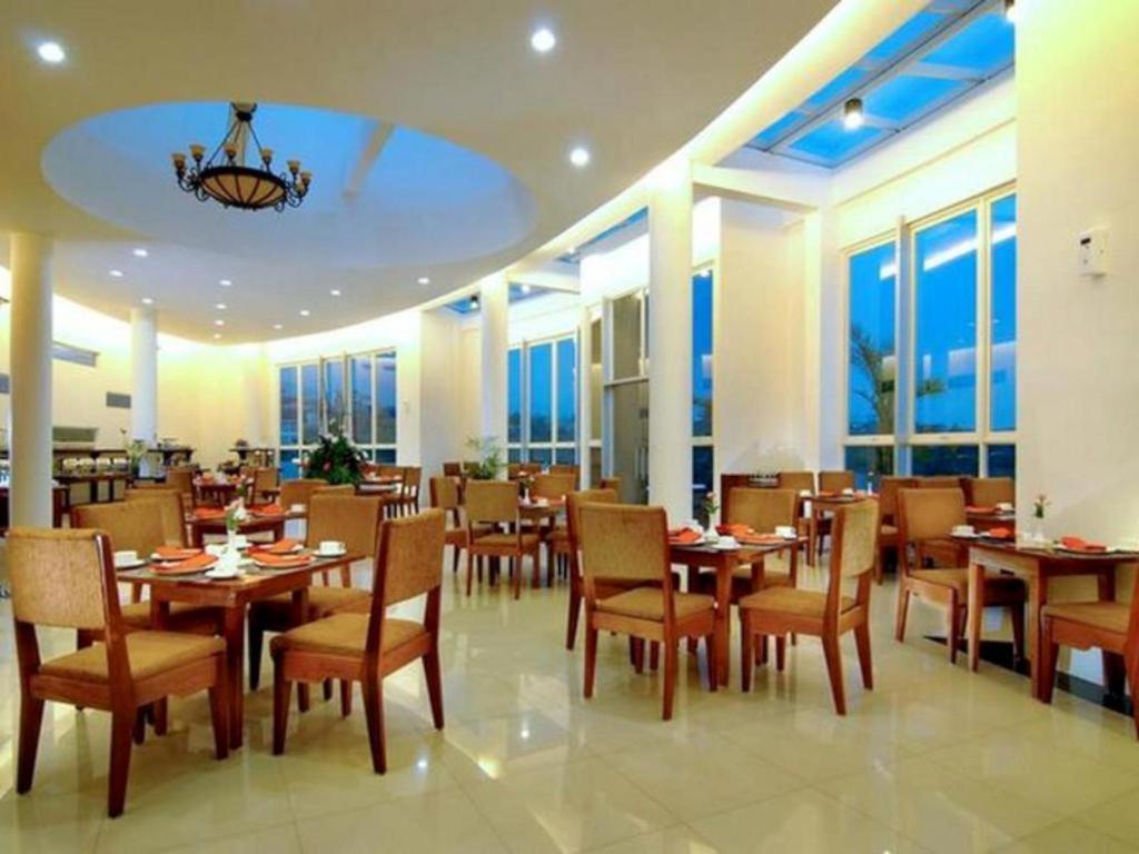 @ Marbella Dago Cimenyan